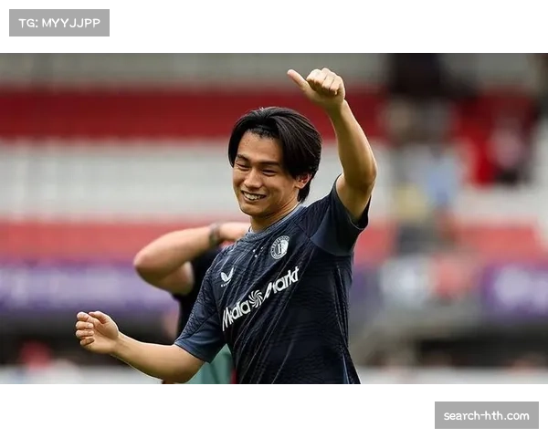 费耶诺德前锋上田绮世轮换表现抢眼 成范佩西战术关键棋子